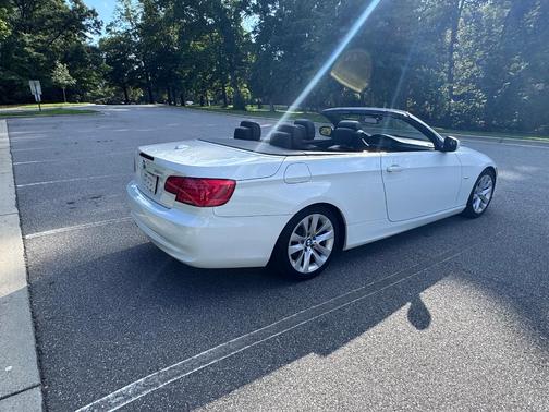 White 2013 BMW 328 i