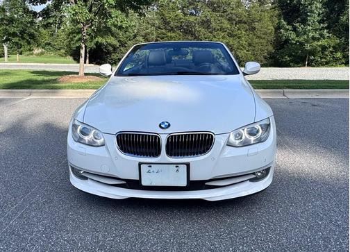 White 2013 BMW 328 i