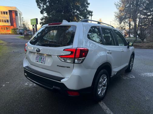 2020 Subaru Forester Base