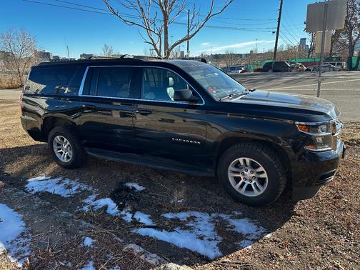 2019 Chevrolet Suburban LT