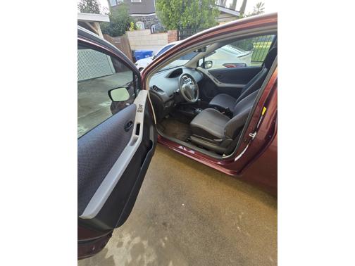 2010 Toyota Yaris Base