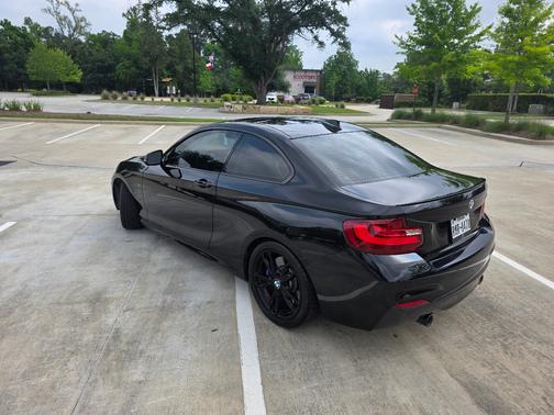 Black 2014 BMW M235 i