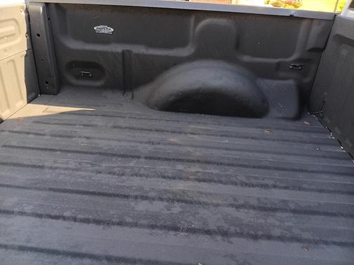 White 2010 Ford F-150 XL SuperCrew