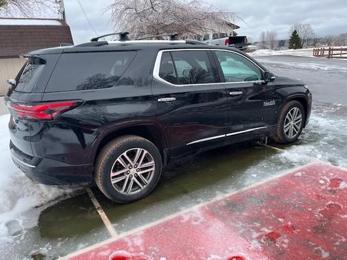 2022 Chevrolet Traverse High Country
