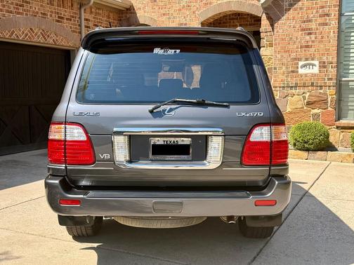 Gray 2003 Lexus LX 470 Base