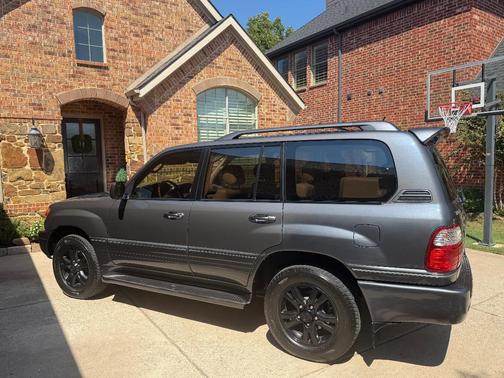 Gray 2003 Lexus LX 470 Base