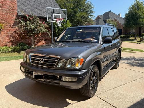 Gray 2003 Lexus LX 470 Base