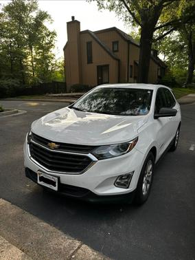 White 2019 Chevrolet Equinox LS