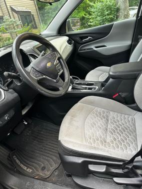 White 2019 Chevrolet Equinox LS