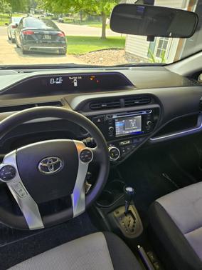 2015 Toyota Prius c One
