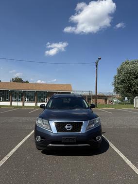 2015 Nissan Pathfinder SV