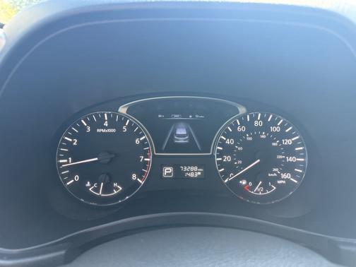 2015 Nissan Pathfinder SV