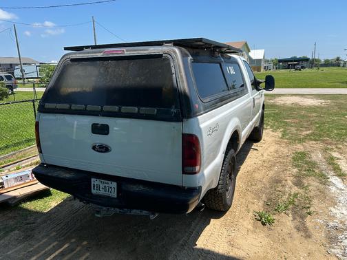 White 2006 Ford F-250 XL Super Duty
