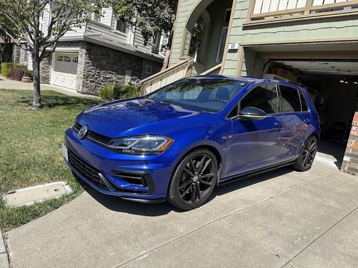 2019 Volkswagen Golf R 4-Door w/DCC & Navigation