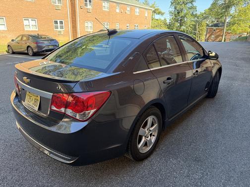 2015 Chevrolet Cruze 1LT