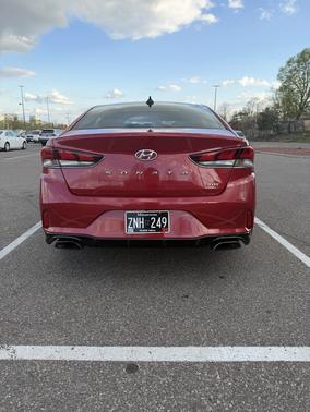 Red 2018 Hyundai SONATA Limited 2.0T+