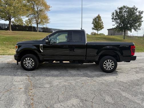 2022 Ford F-350 Lariat