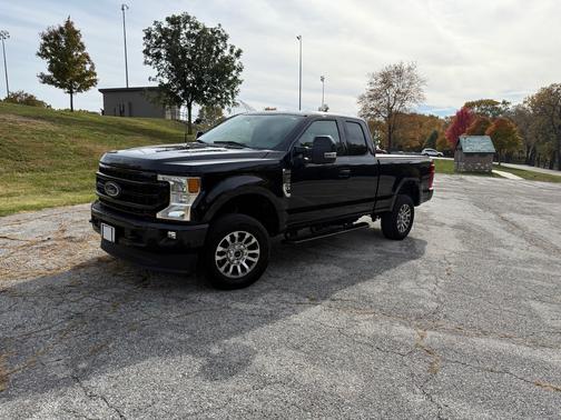 2022 Ford F-350 Lariat