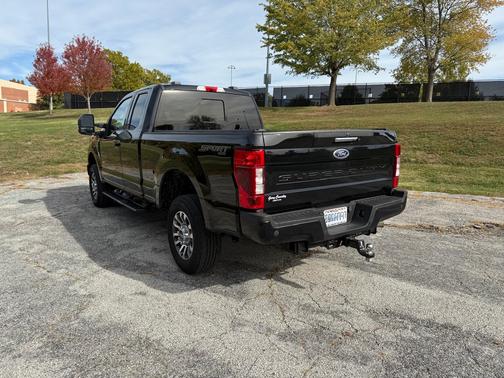 2022 Ford F-350 Lariat
