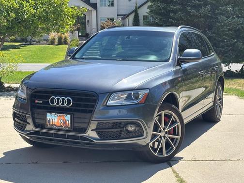 Gray 2016 Audi SQ5 3.0T Premium Plus