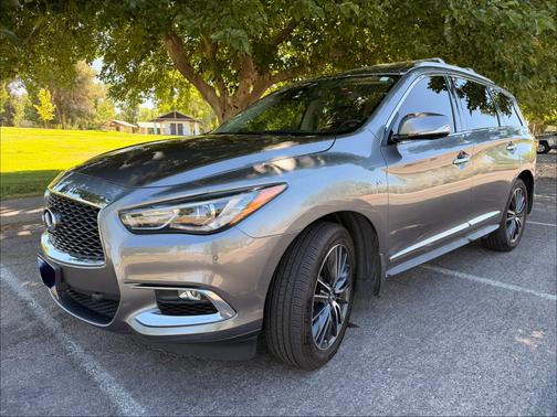 Gray 2017 INFINITI QX60 Base
