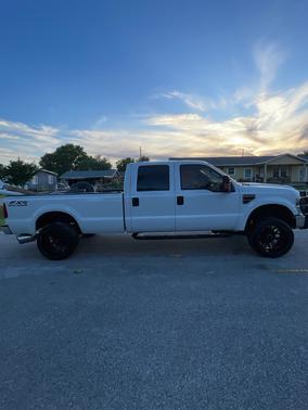 2008 Ford F-250 Lariat Crew Cab Super Duty