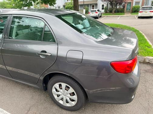 Gray 2010 Toyota Corolla LE