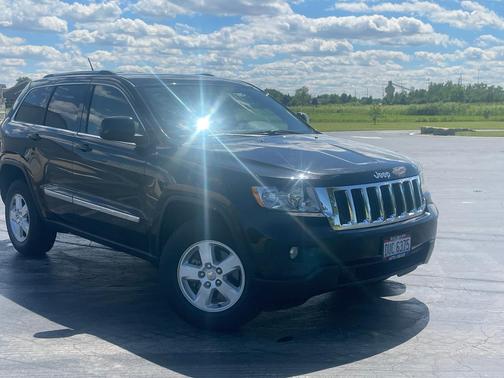 Black 2012 Jeep Grand Cherokee Laredo
