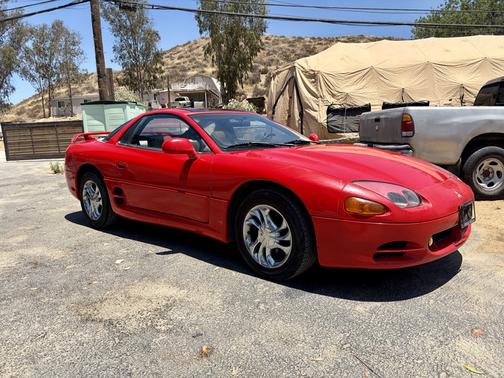 Red 1994 Mitsubishi 3000GT SL