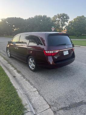 Purple 2012 Honda Odyssey Touring
