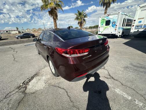 2017 Kia Optima LX