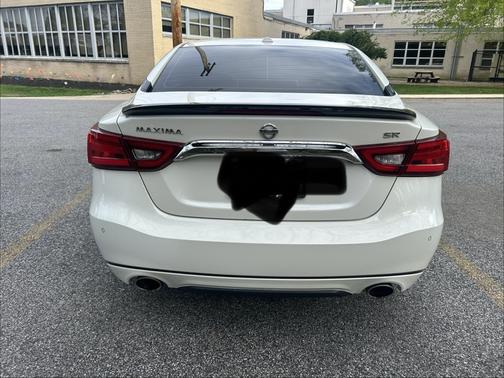 White 2016 Nissan Maxima 3.5 SR