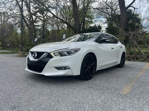 White 2016 Nissan Maxima 3.5 SR