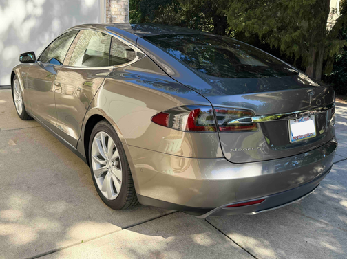 2015 Tesla Model S P90D