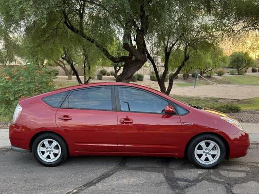 Red 2008 Toyota Prius Base