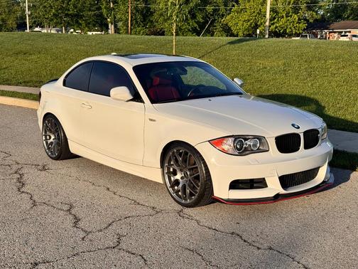 White 2011 BMW 135 i