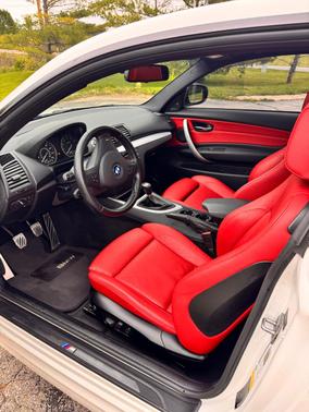 White 2011 BMW 135 i