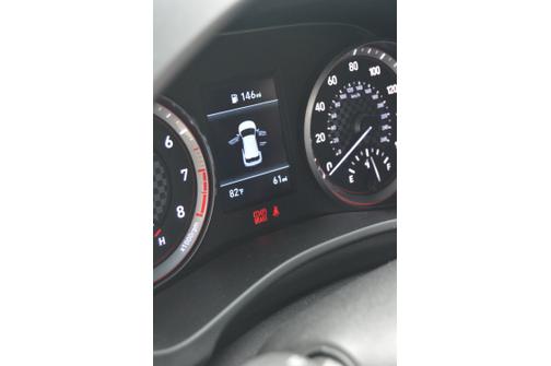 2020 Hyundai Veloster 2