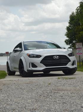 2020 Hyundai Veloster 2
