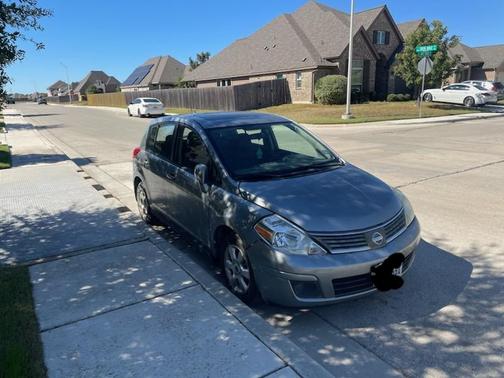 2009 Nissan Versa 1.8 SL
