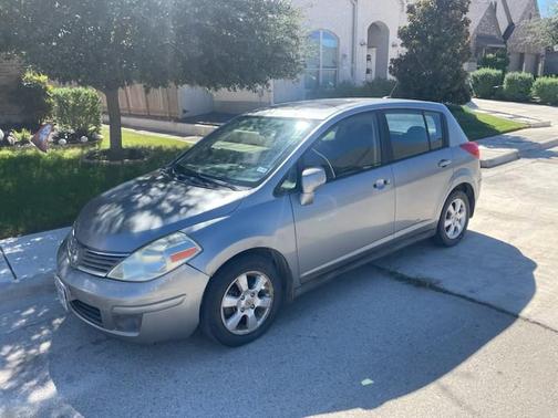 2009 Nissan Versa 1.8 SL
