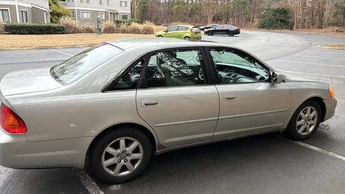 2002 Toyota Avalon XLS