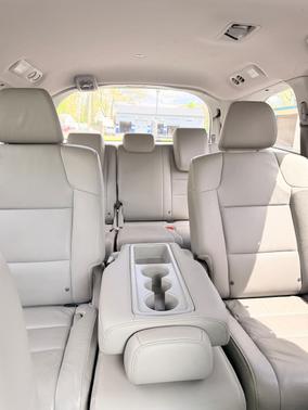 Silver 2016 Honda Odyssey EX-L