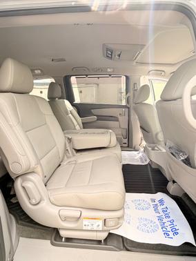 Silver 2016 Honda Odyssey EX-L