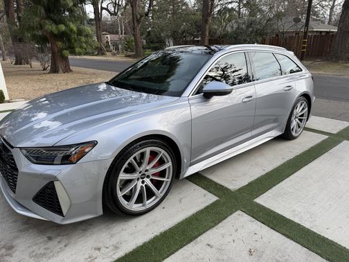 2022 Audi RS 6 Avant 4.0T