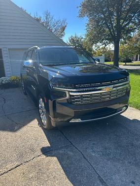 Black 2023 Chevrolet Suburban Premier