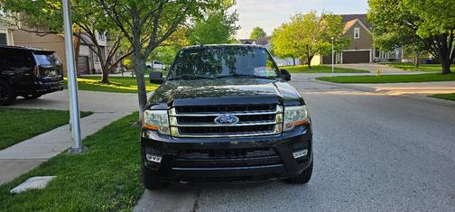 Black 2016 Ford Expedition EL XLT