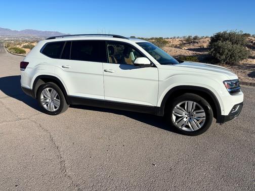 2019 Volkswagen Atlas 3.6L SEL Premium