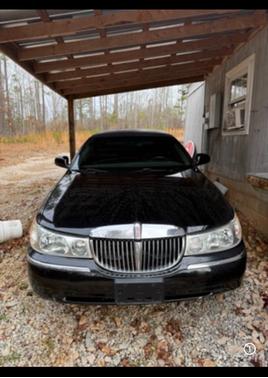 2000 Lincoln Town Car Signature