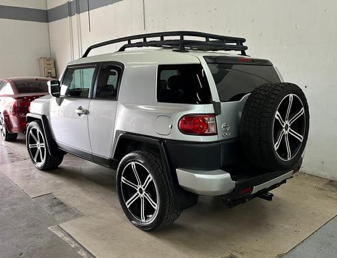 2008 Toyota FJ Cruiser Base